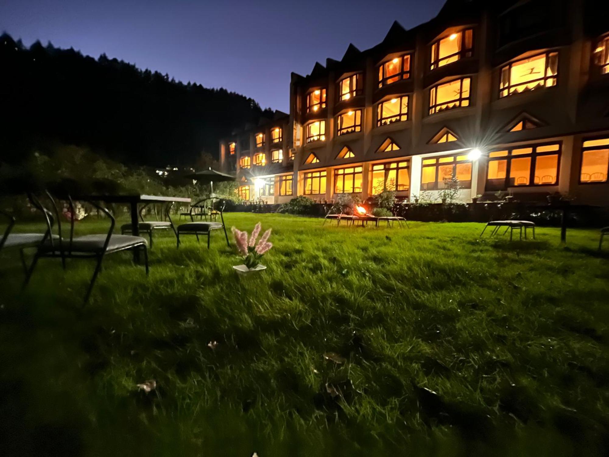 Sagar Heritage Resort, Near Mall Road Manali Eksteriør bilde