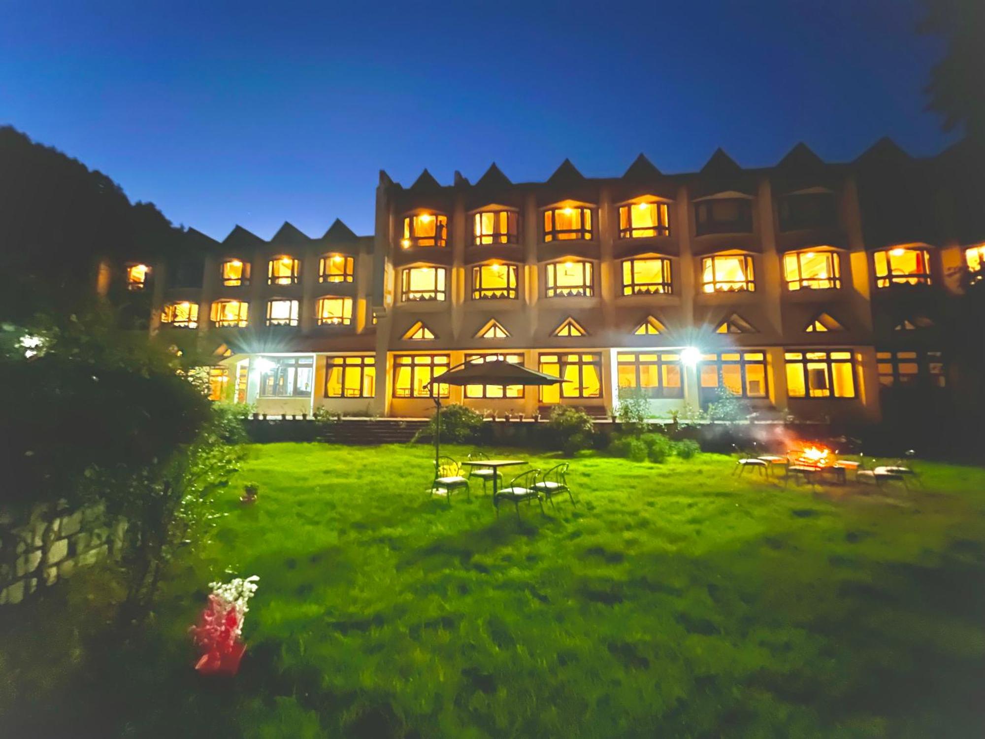 Sagar Heritage Resort, Near Mall Road Manali Eksteriør bilde